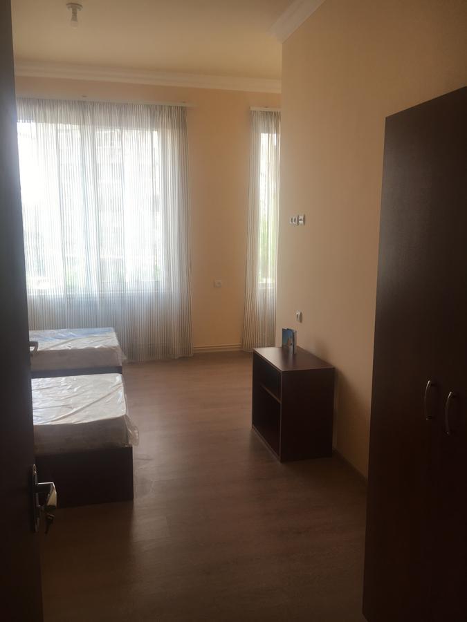 Sunshine Otel Erivan Dış mekan fotoğraf